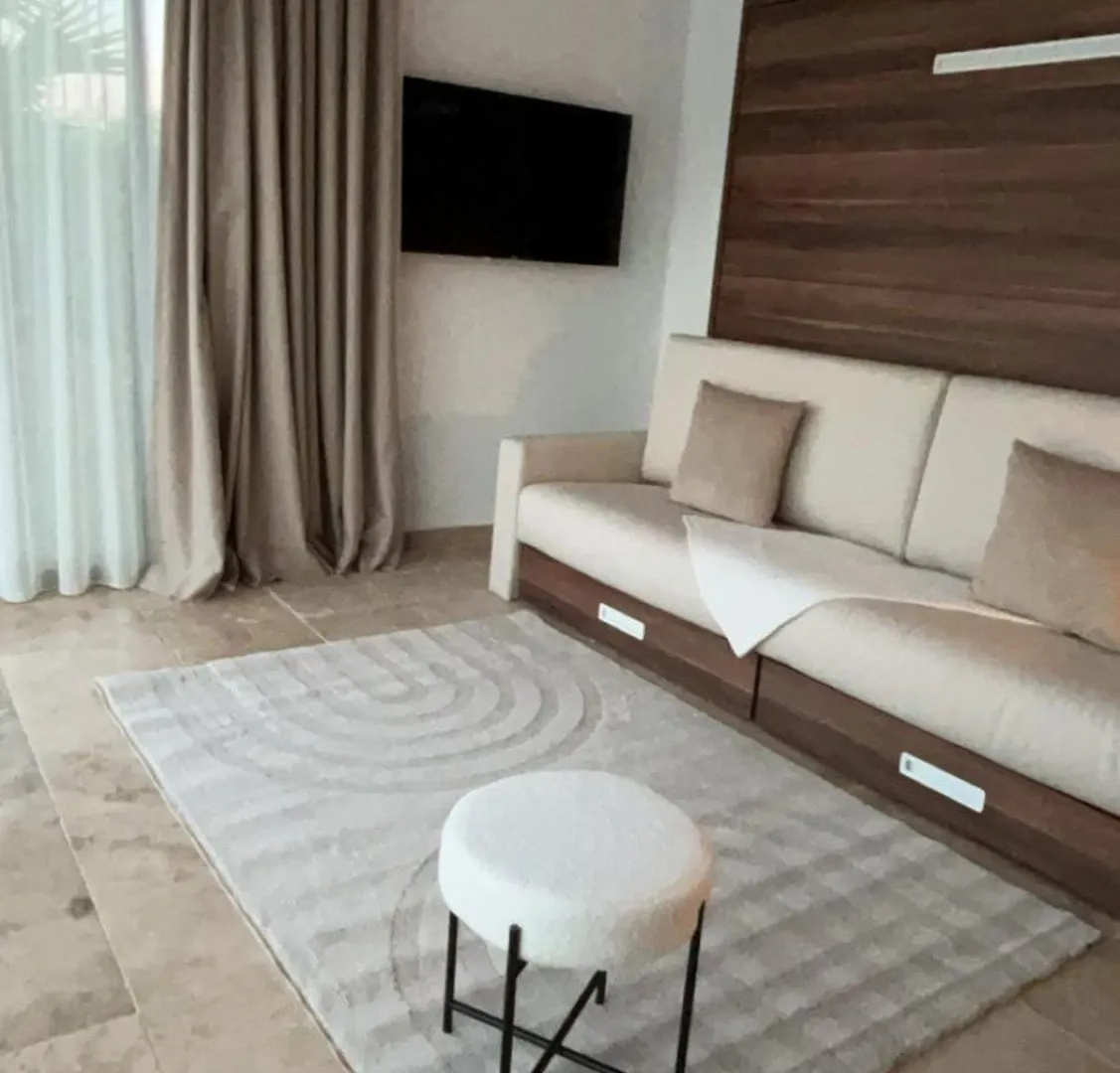 Magnifique Studio Avec Piscine Arles France