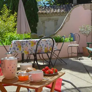 Sivan Sejour Arlesien 2 A 6 Personnes Wifi Climatisation Parking Arles