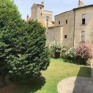 A La Roquette, Dans L'hotel De Divonne, Classe. Arles