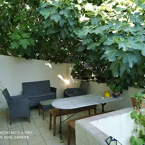 En Avec Un Air De Campagne Arles